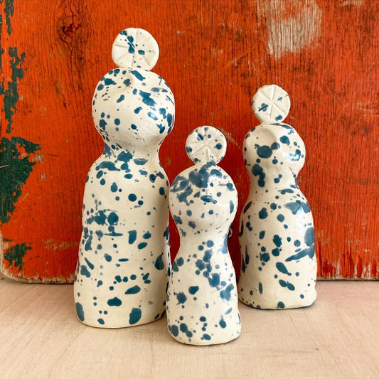 Ceramic Altar Women - Cream and Blue