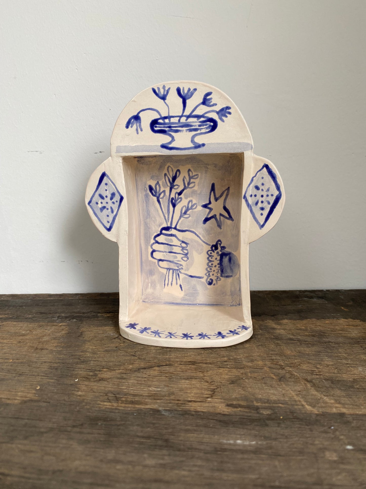 Little Altar - Temple - Ceramic Art - Object - Hand & House