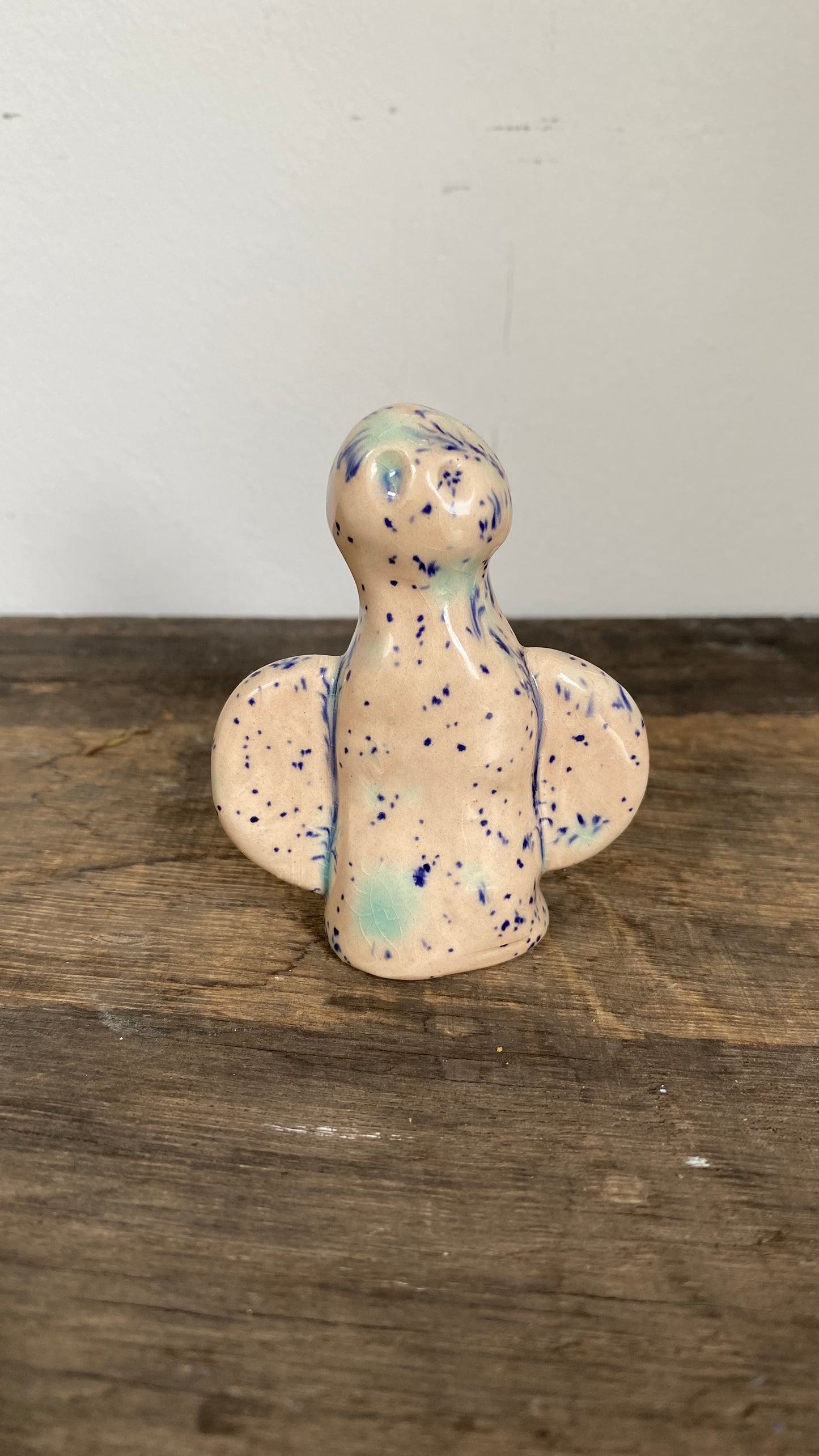 Altar Woman Figurine - Ceramic - Pink Speckled