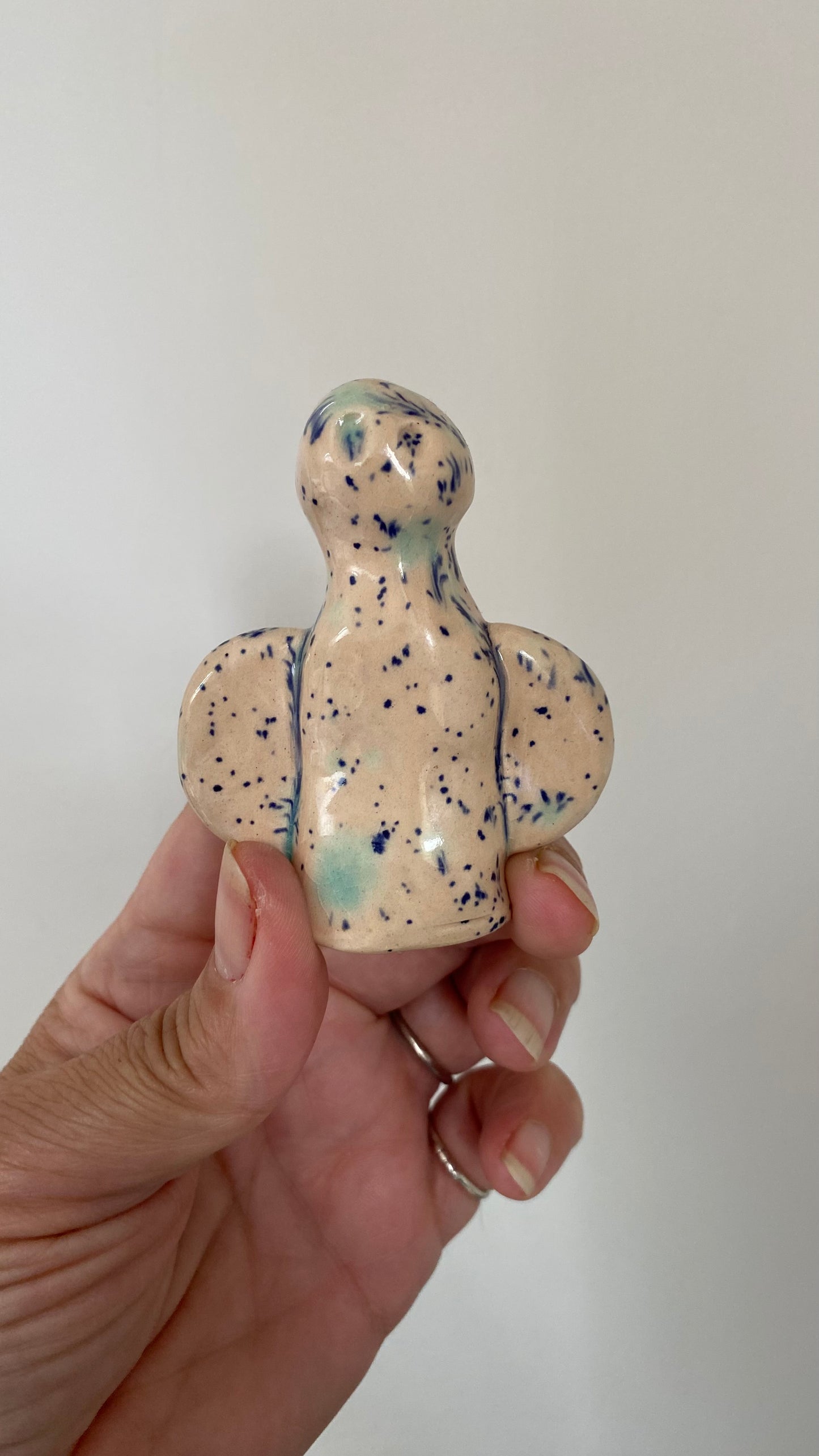 Altar Woman Figurine - Ceramic - Pink Speckled