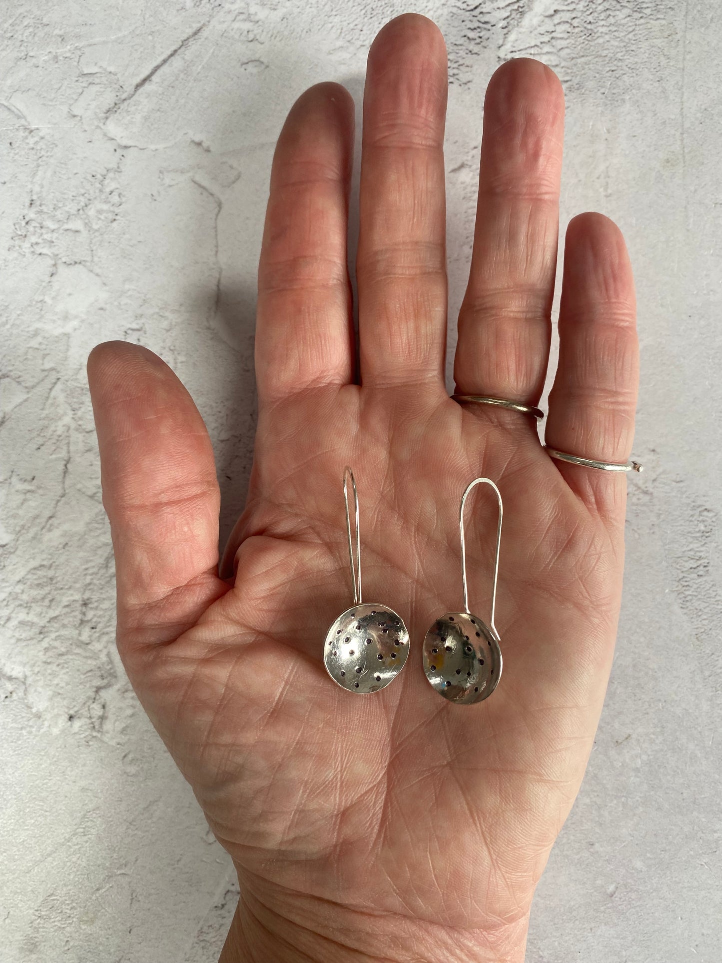 SIDHEL Recycled Sterling Silver Earrings with Dot Design