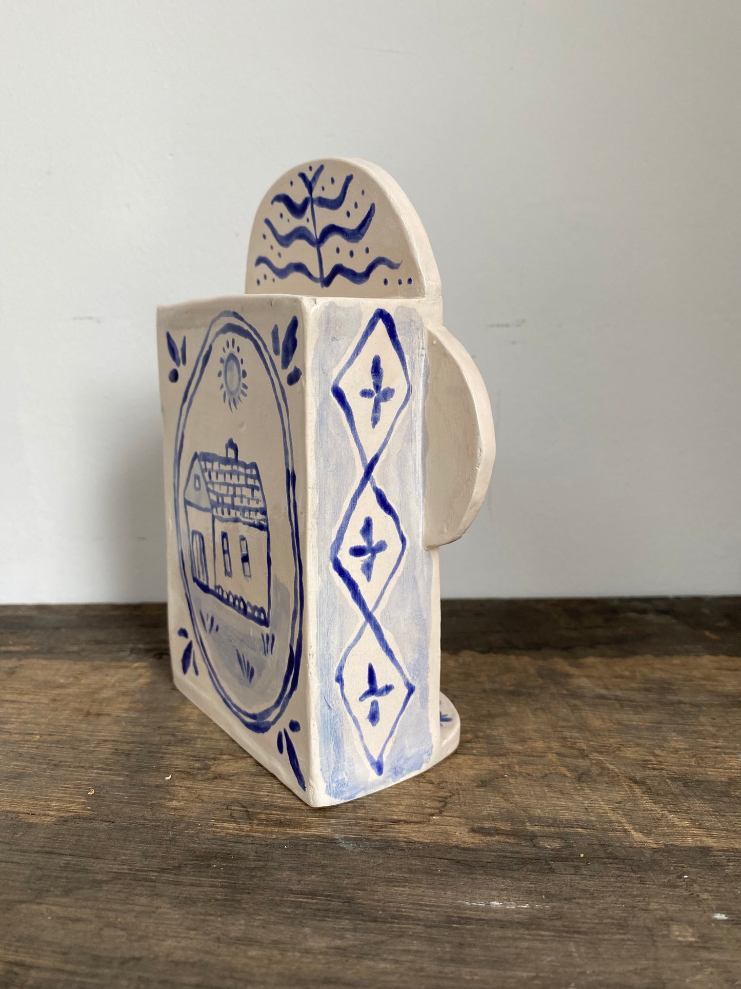 Little Altar - Temple - Ceramic Art - Object - Hand & House