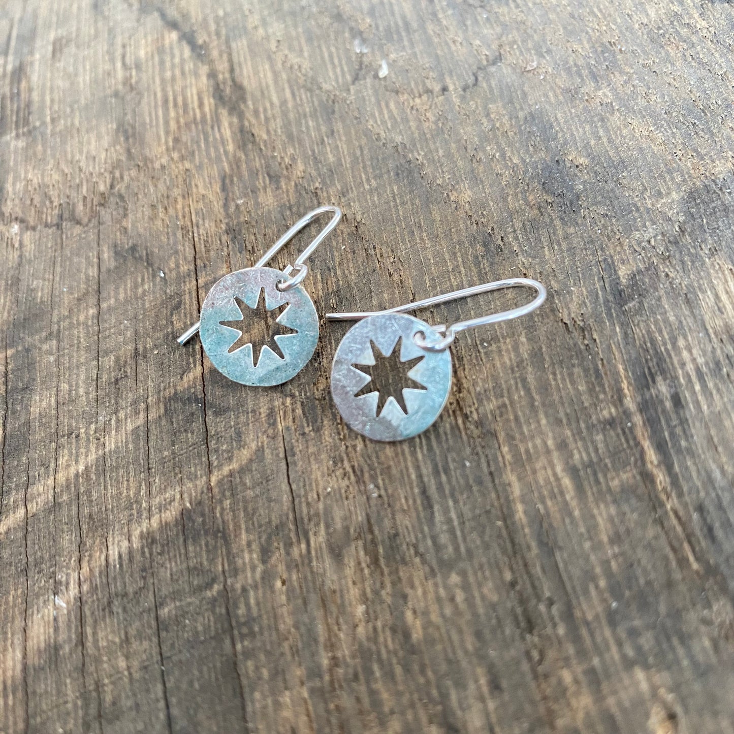 Hammered Silver Tone Star Cut Out Earrings