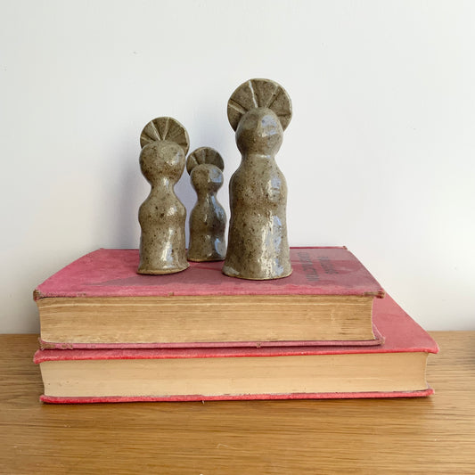 Ceramic Altar Women - Stoneware