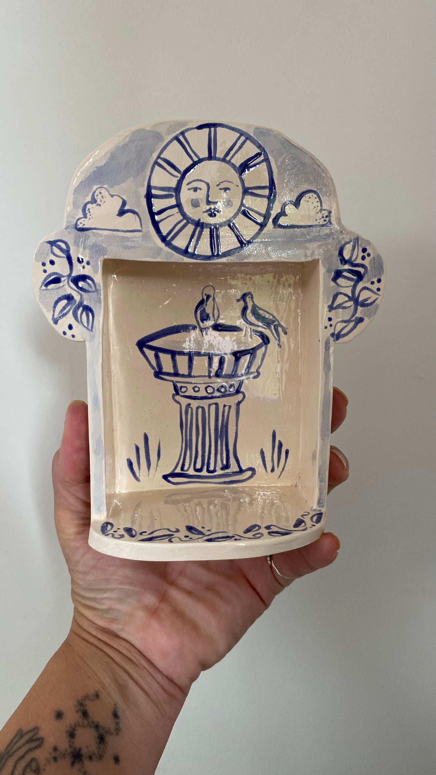 Little Altar - Temple - Ceramic Art - Object - Sun & Fountain