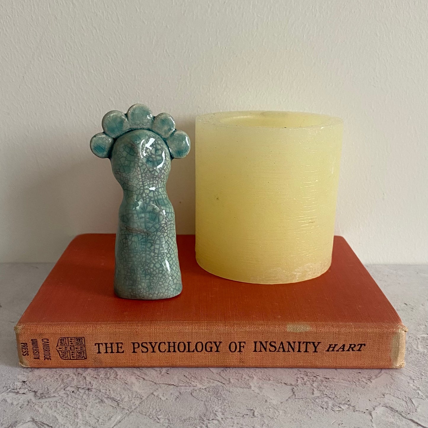 Ceramic Altar Women - Crackle Glaze