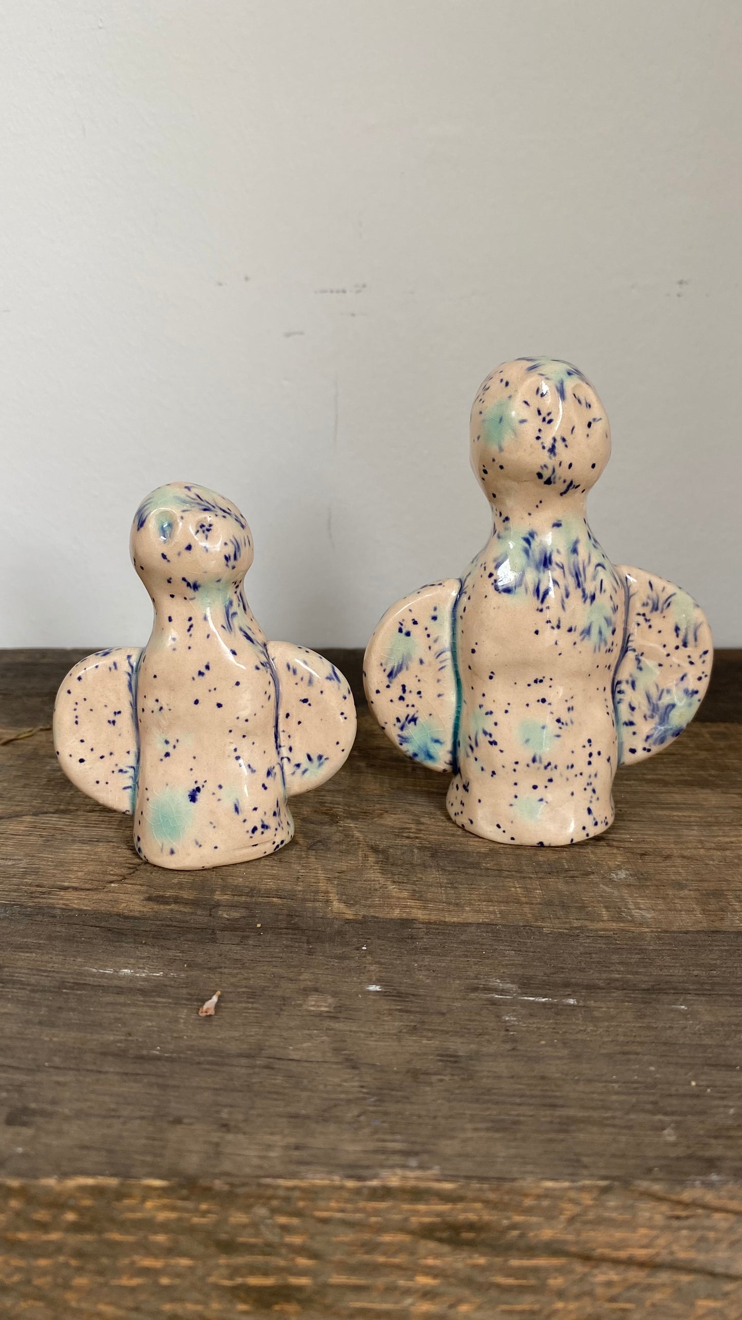 Altar Woman Figurine - Ceramic - Pink Speckled