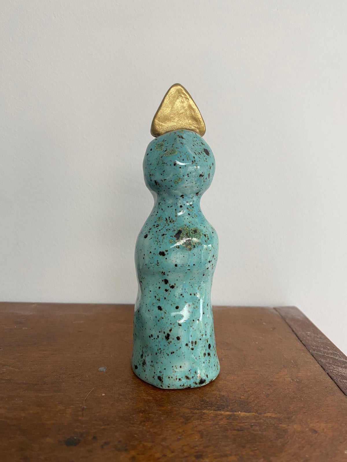 Altar Woman Figurine - Ceramic - Turquoise Speckled - Gold