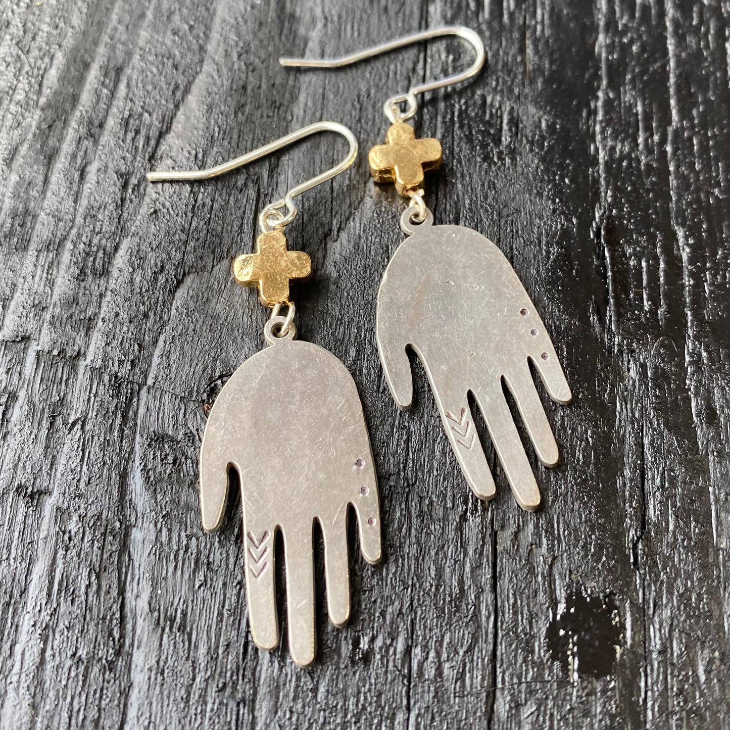 HEALING HANDS Hammered Silver plated earrings