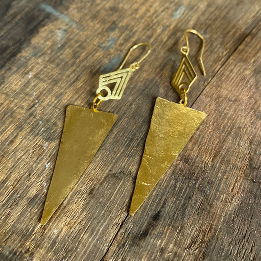 BEAUX Earrings in Golden Brass