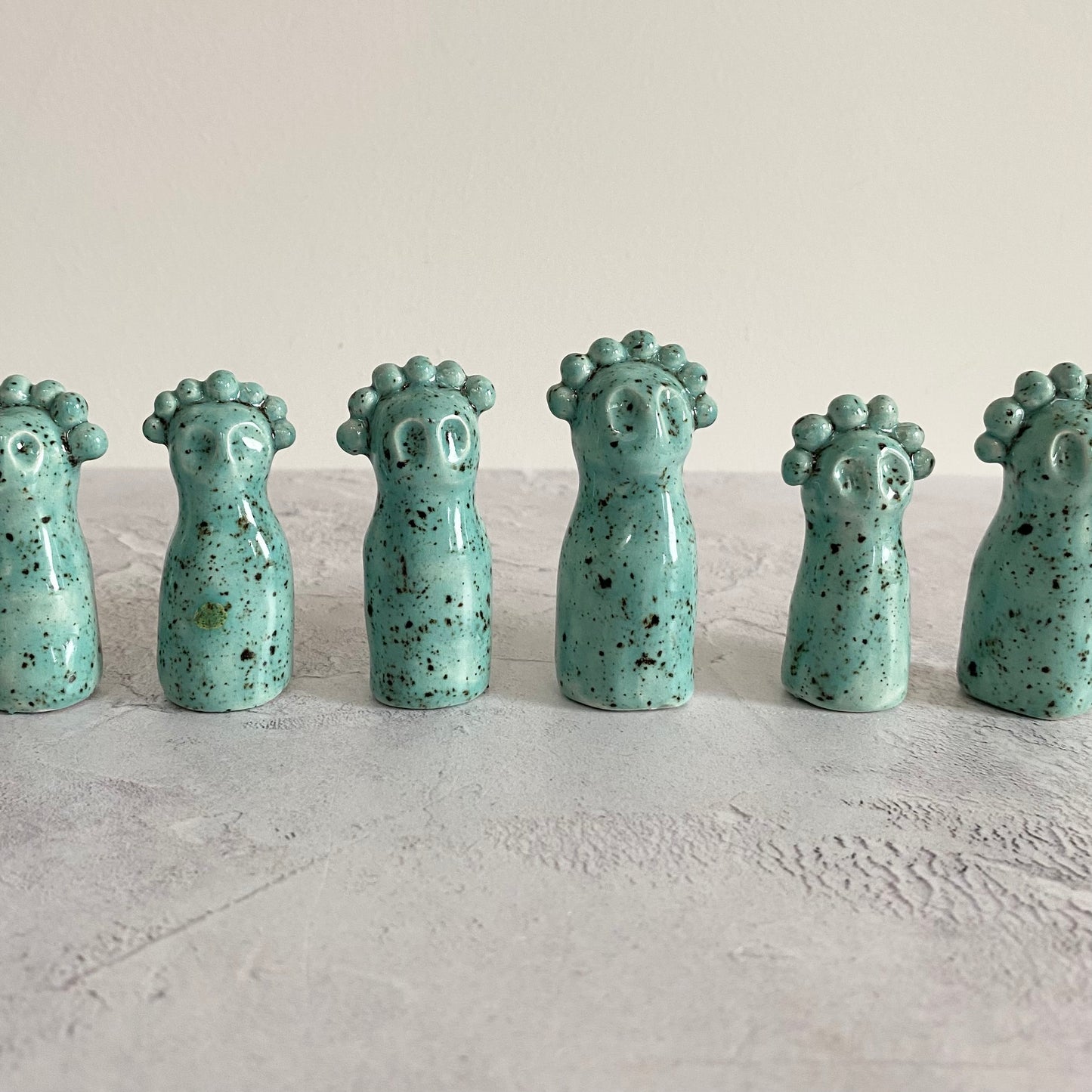 Ceramic Altar Women -Speckled Blue