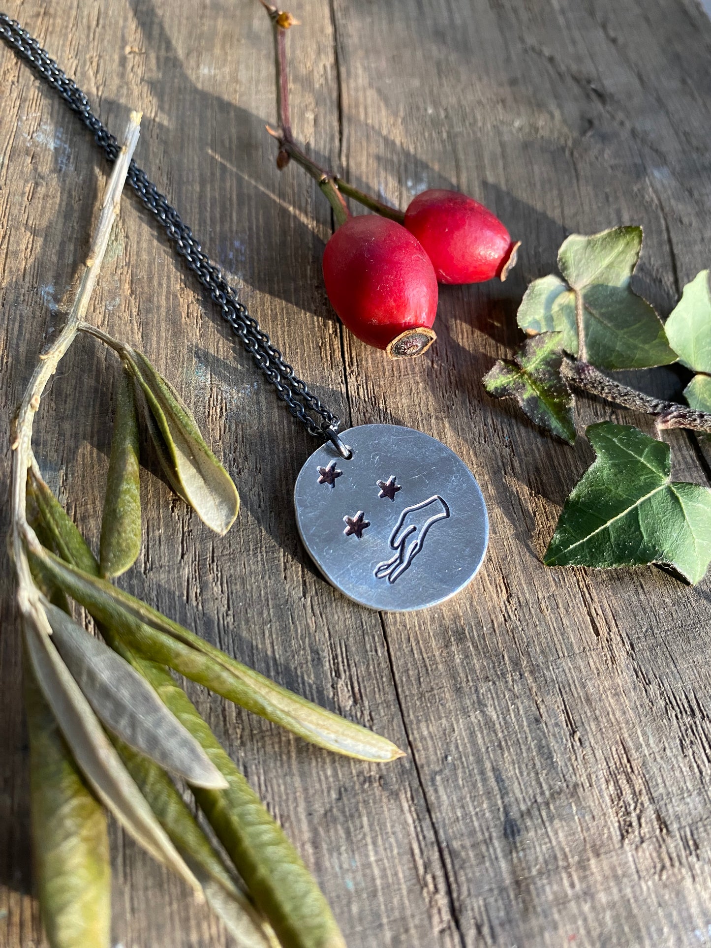 GIFT Pendant Necklace in Gift Tin